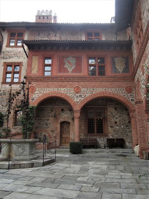 Facciata cortile restaurata